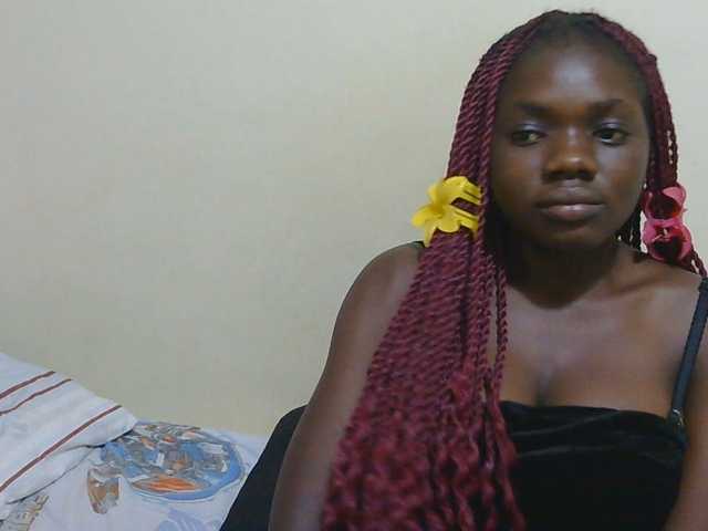 Arriana live cam on BongaCams