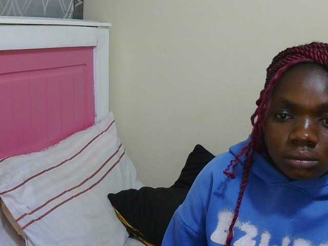 Arriana live cam on BongaCams