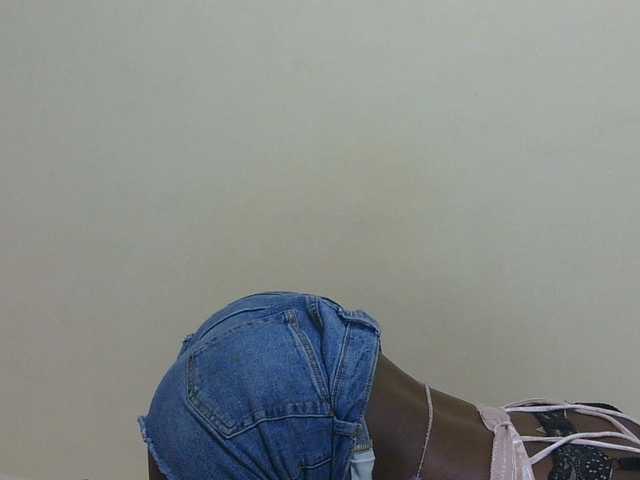 Arriana live cam on BongaCams