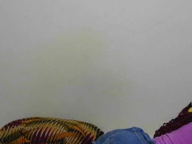 Arriana live cam on BongaCams