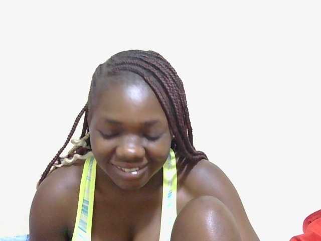Arriana live cam on BongaCams