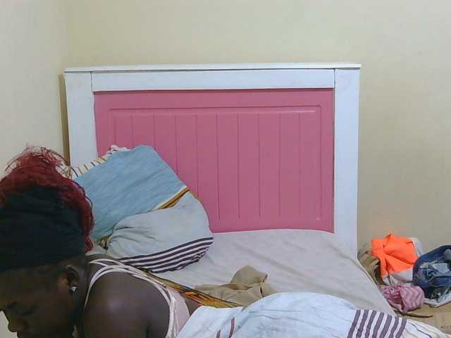 Arriana live cam on BongaCams
