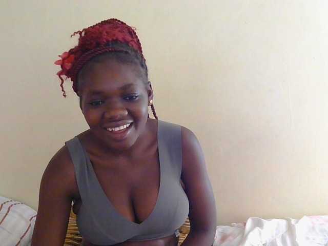 Arriana live cam on BongaCams
