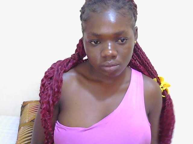 Arriana live cam on BongaCams