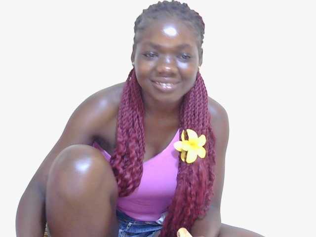 Arriana live cam on BongaCams