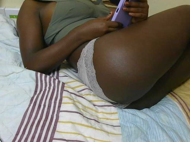 Arriana live cam preview