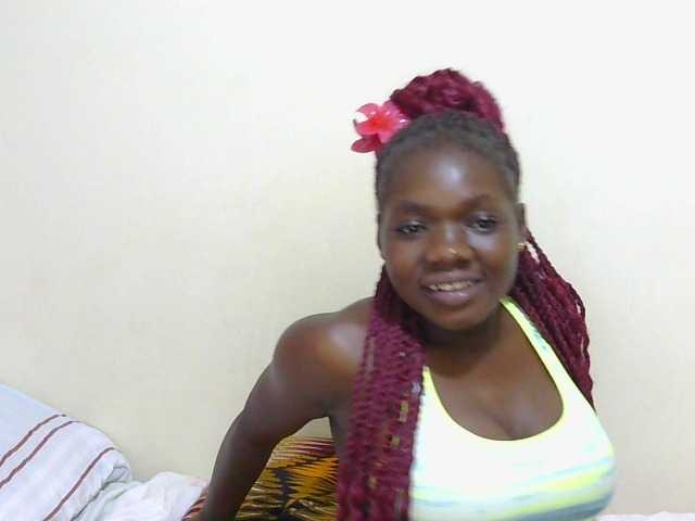 Arriana live cam on BongaCams