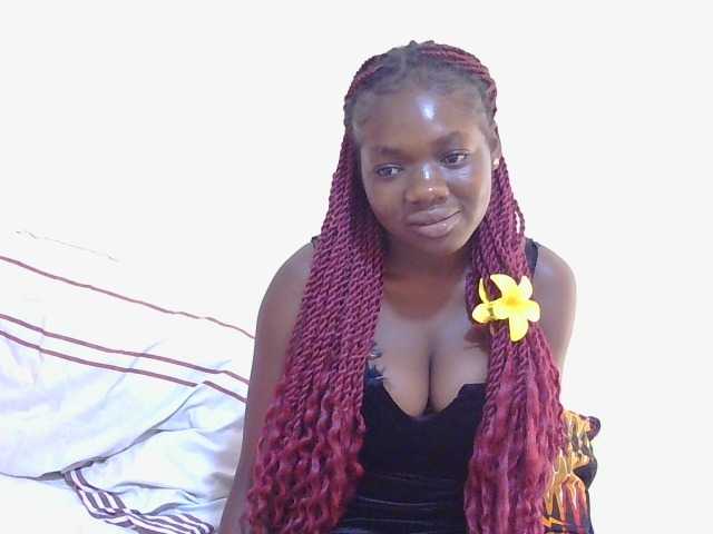 Arriana live cam on BongaCams