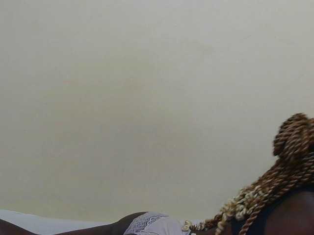 Arriana live cam on BongaCams