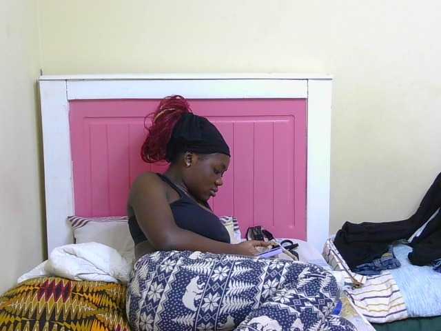 Arriana live cam preview