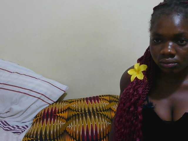 Arriana live cam on BongaCams
