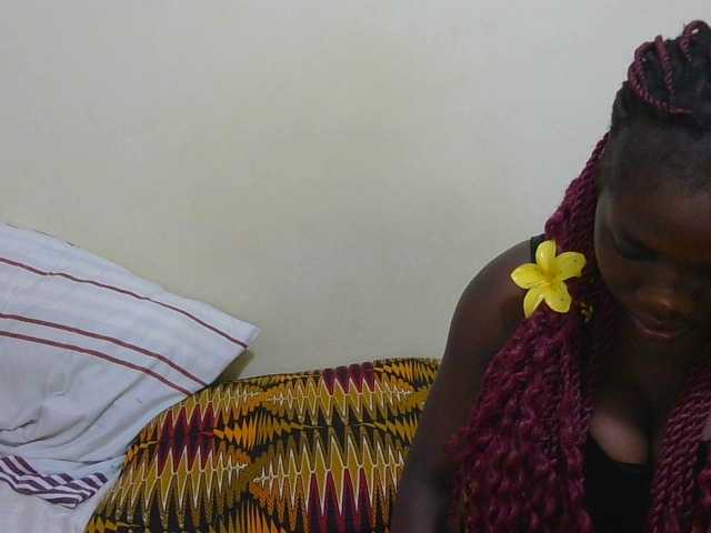 Arriana live cam on BongaCams