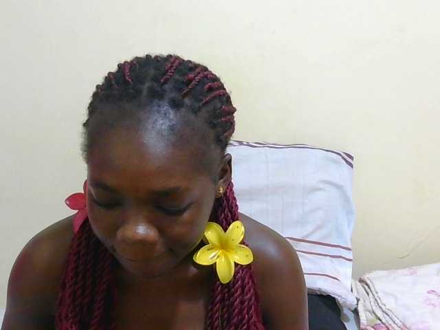 Arriana live cam on BongaCams