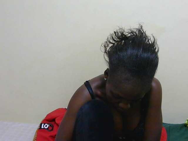 Arriana live cam on BongaCams