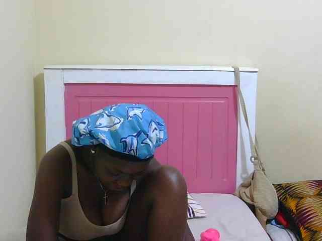 Arriana webcam
