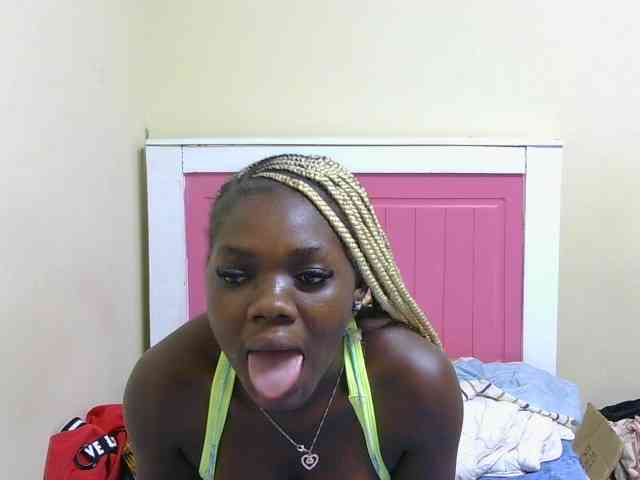 Arriana webcam