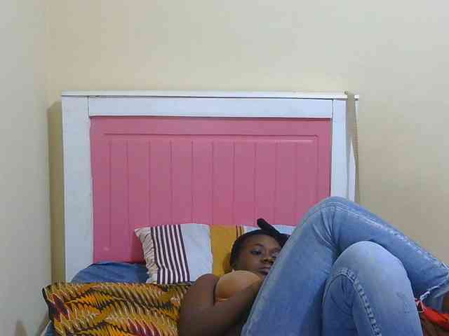 Arriana webcam