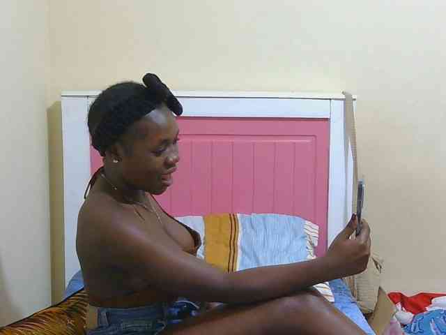 Arriana webcam
