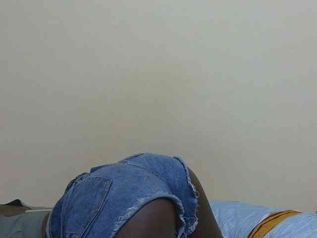 Arriana webcam