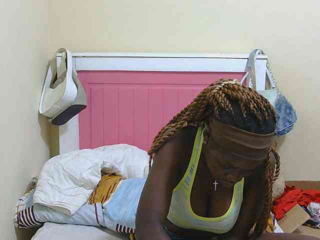 Arriana webcam