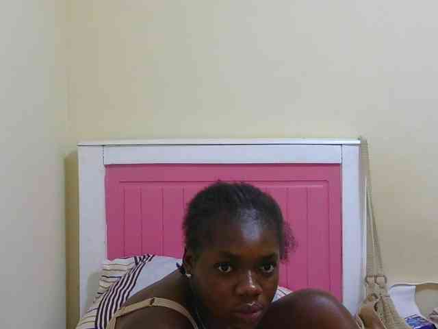 Arriana webcam