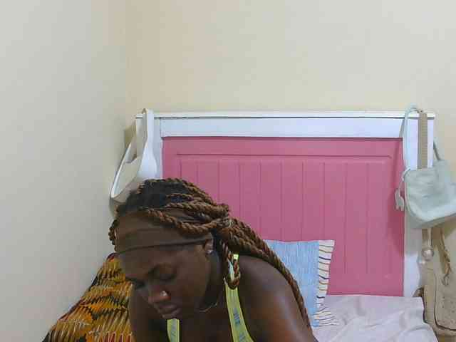 Arriana webcam