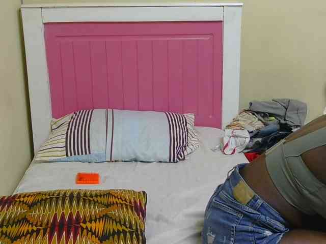 Arriana webcam