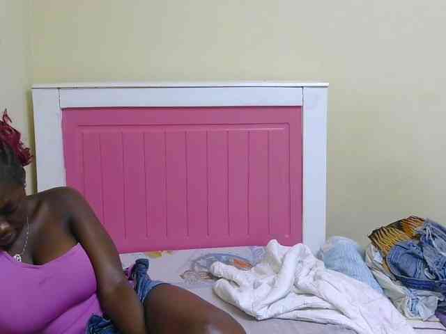 Arriana webcam