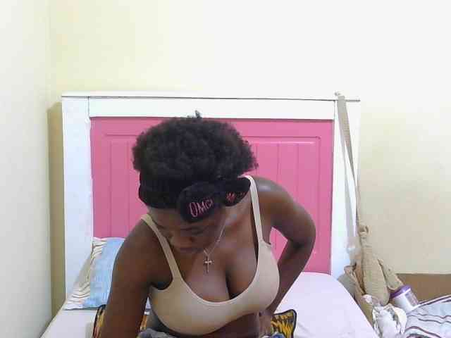 Arriana webcam