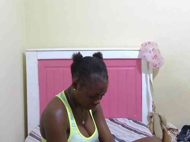 Arriana webcam