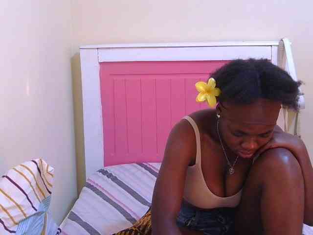 Arriana webcam