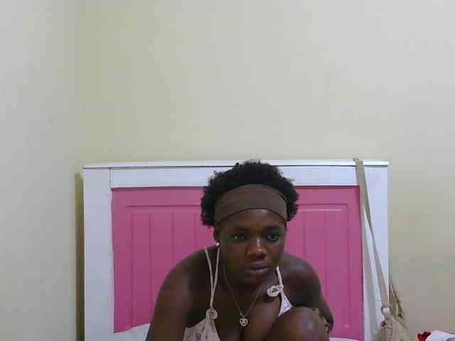 Arriana webcam