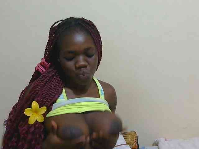 Arriana webcam