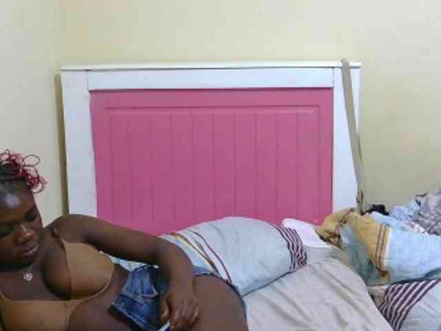 Arriana webcam