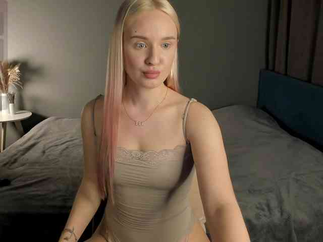 OliviaLivi webcam