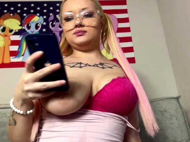 katyasana live cam on BongaCams