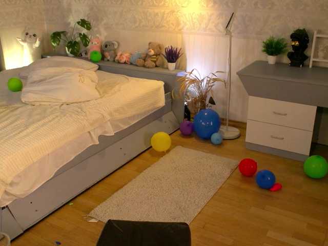 SarahRude live cam on BongaCams