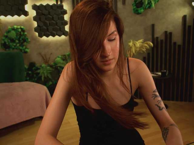 SarahRude live cam on BongaCams
