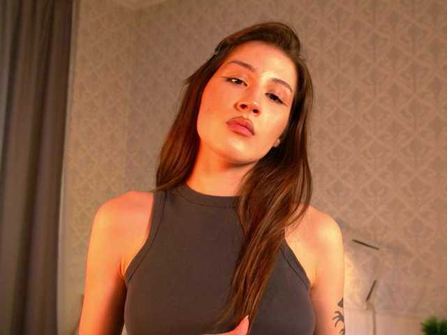 SarahRude live cam on BongaCams
