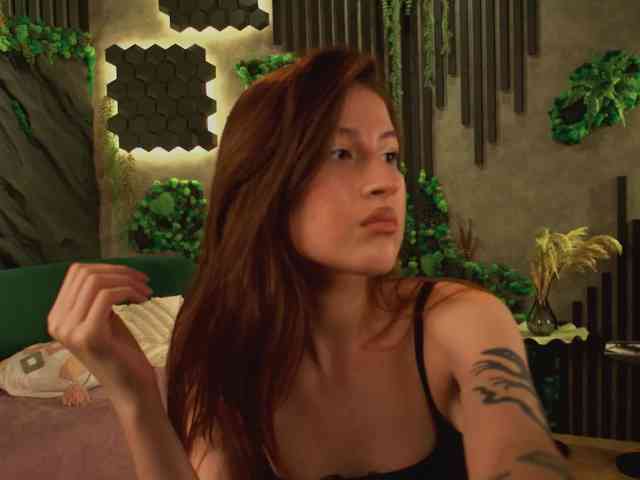 SarahRude webcam