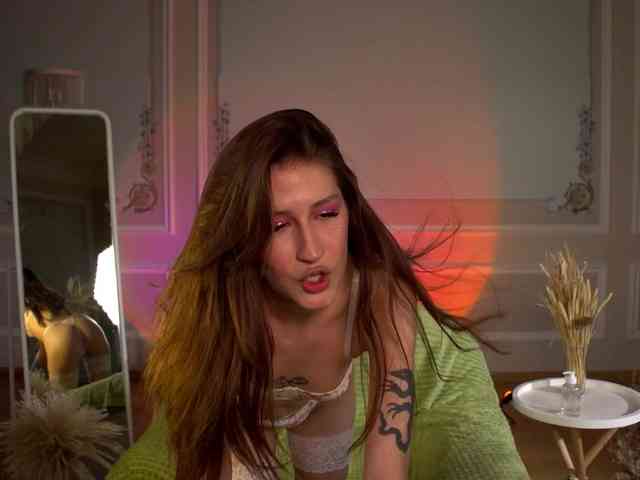 SarahRude webcam
