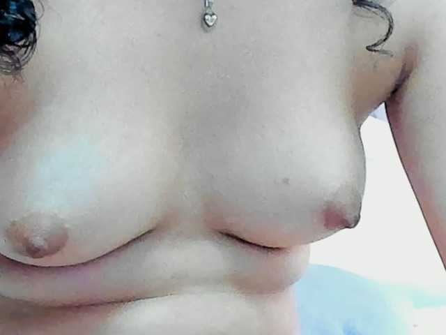 bellabonnie live cam on BongaCams