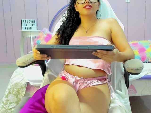 bellabonnie webcam