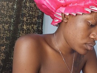 Goldenhour-diva's Live Webcam
