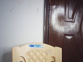 Goldenhour-diva's Live Webcam