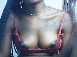 Goldenhour-diva's Live Webcam