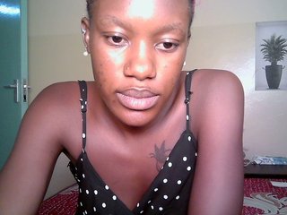 Goldenhour-diva's Live Webcam