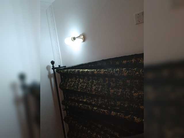 Goldenhour-diva live cam on BongaCams