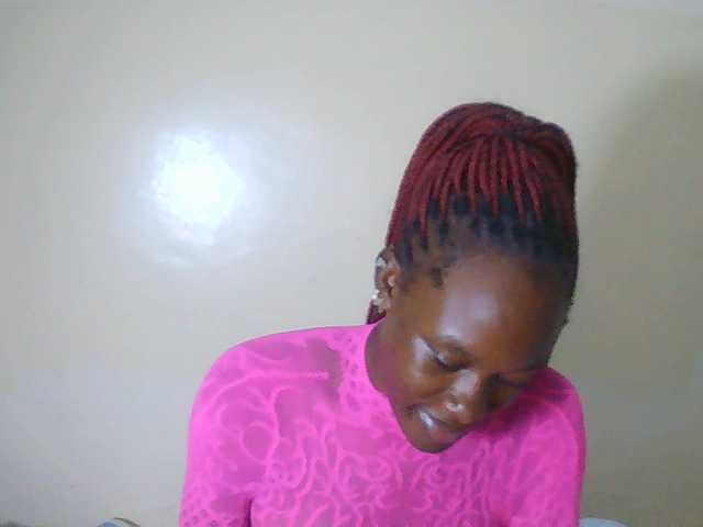Goldenhour-diva live cam on BongaCams