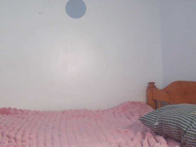 Goldenhour-diva live cam on BongaCams